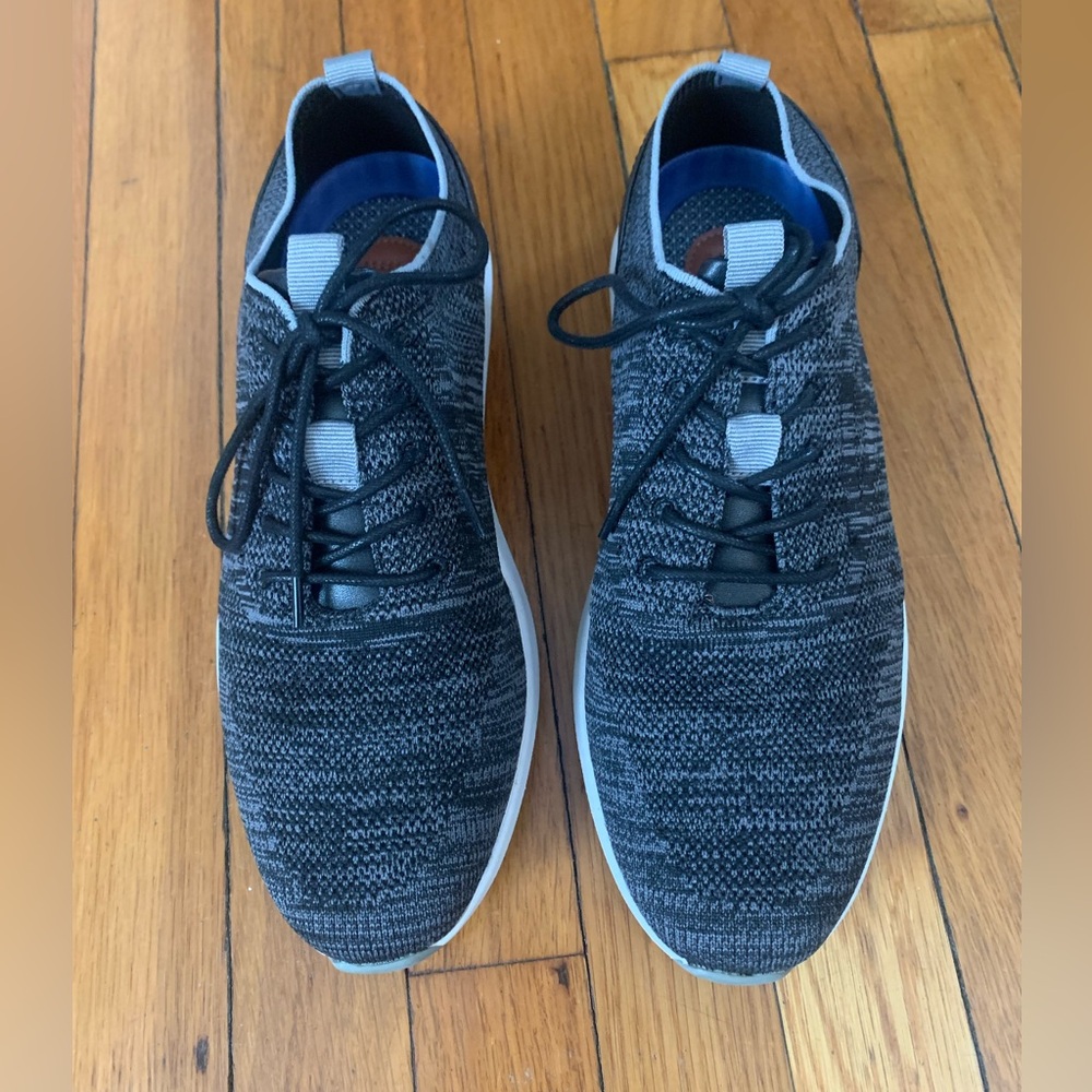 Vince Camuto Men’s Edelgard Heathers Gray Jogger Sneakers - Size 9.5
